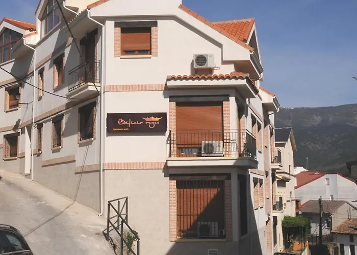 Edificio Reyes * La Adrada