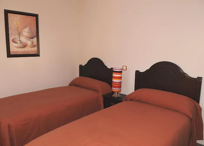 Edificio Reyes * La Adrada